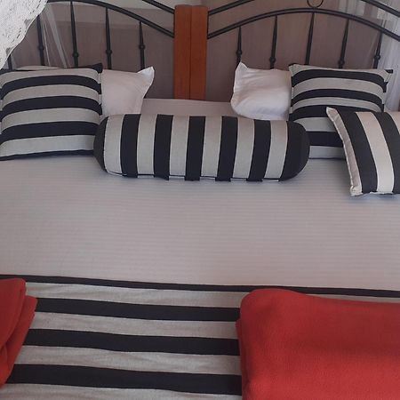 Bed and Breakfast Ella Floating View Экстерьер фото