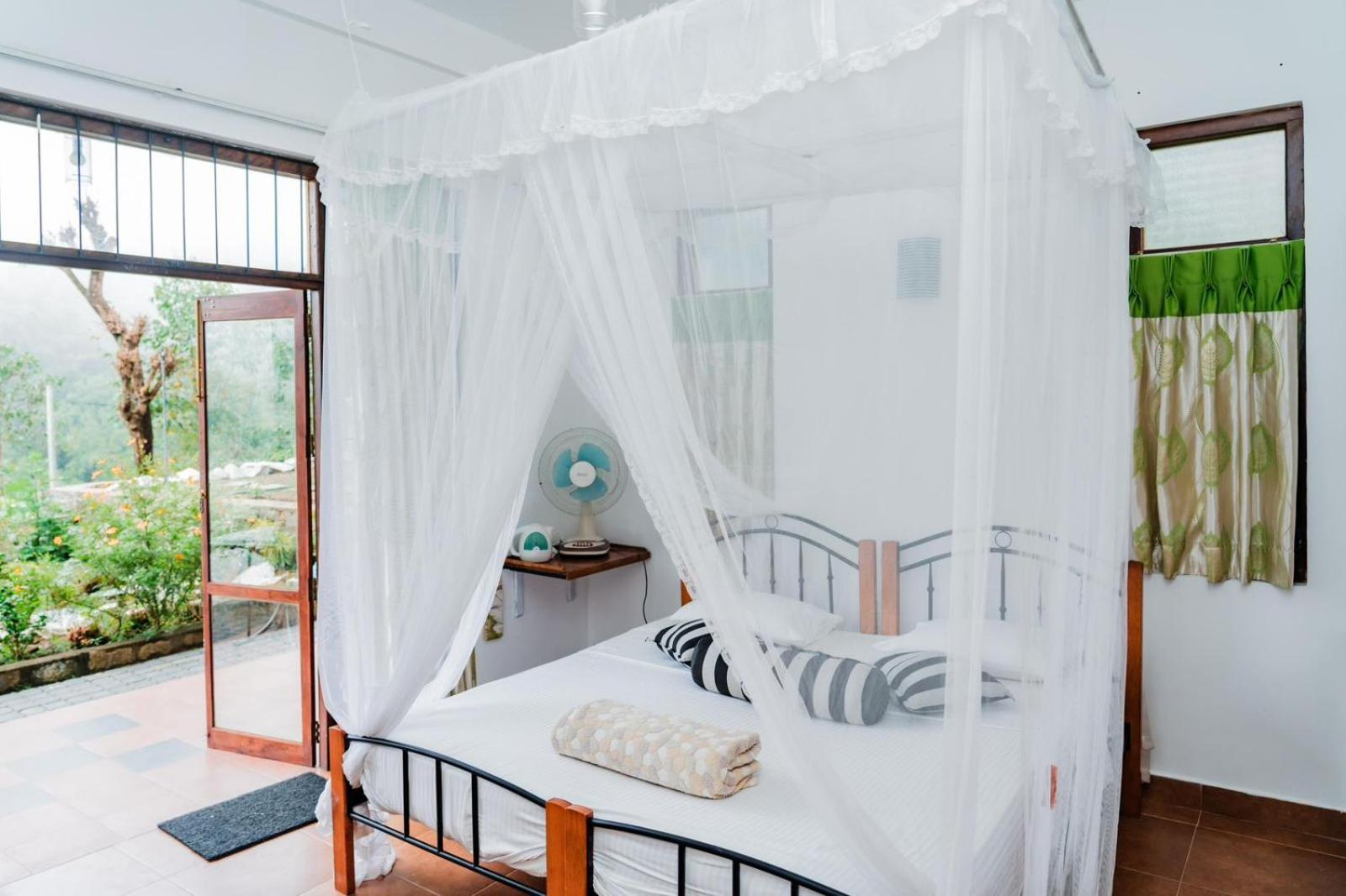 Bed and Breakfast Ella Floating View Экстерьер фото