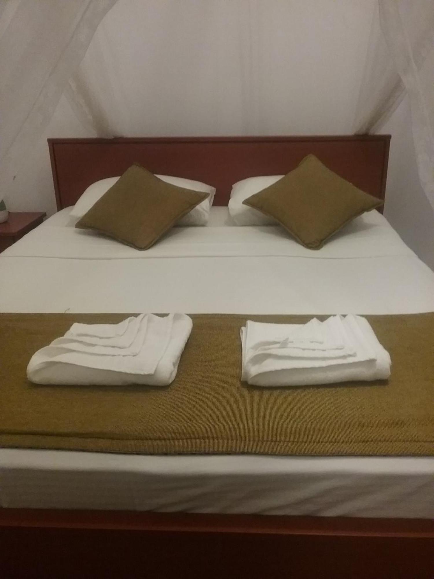 Bed and Breakfast Ella Floating View Экстерьер фото
